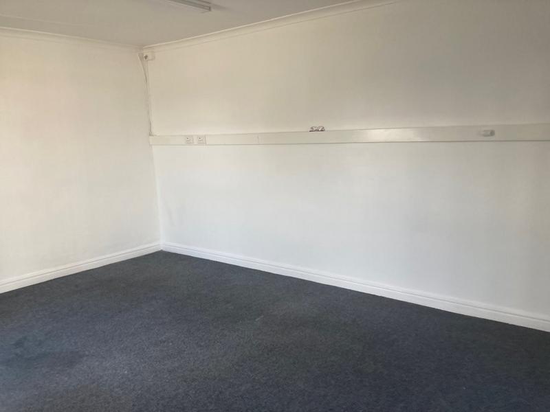 To Let Commercial Property for Rent in Newton Park Eastern Cape